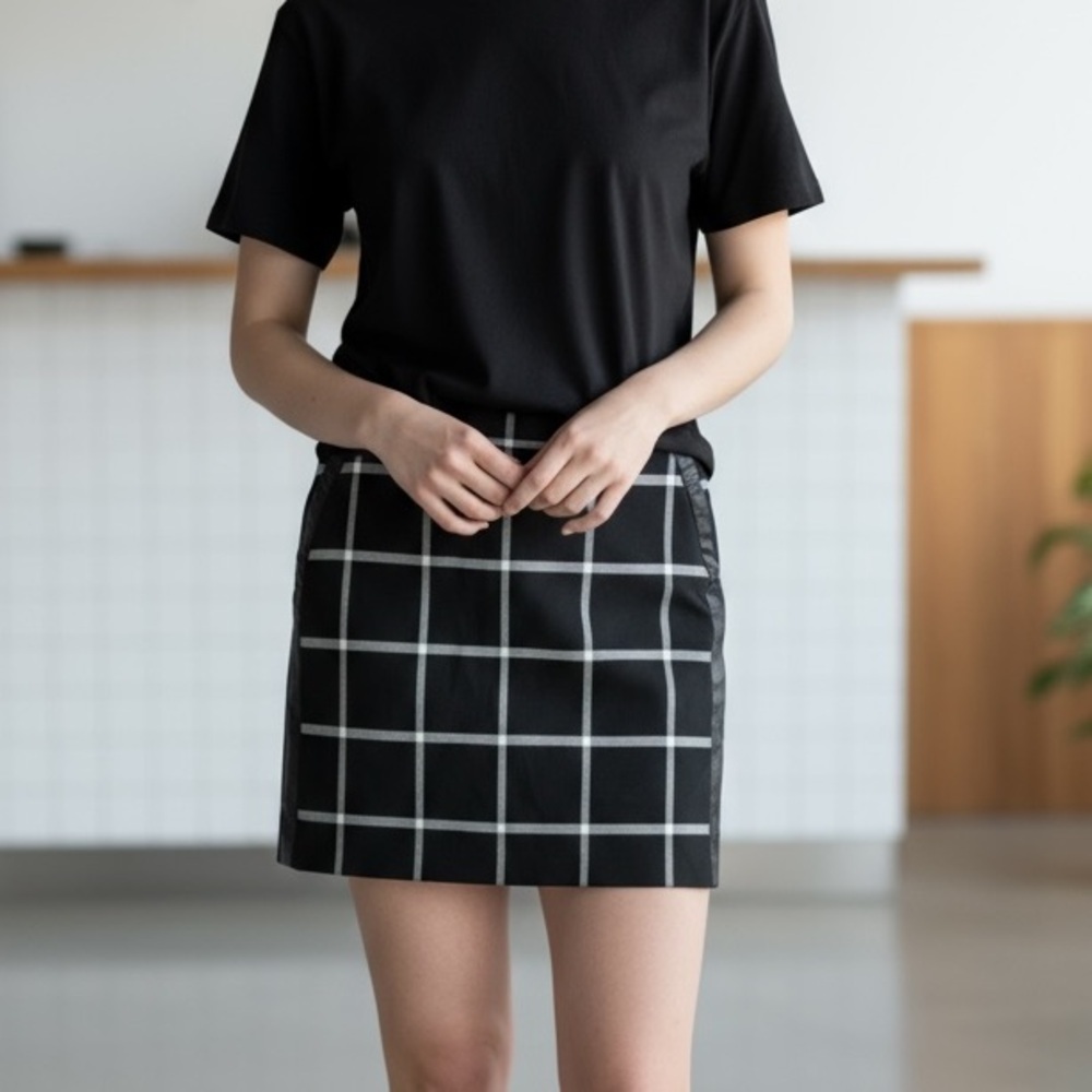 MNG Windowpane Plaid Skirt Faux Leather Trim Pockets Black White Gray Size 10 - Picture 9 of 15